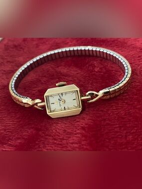 Rare Solid 14k Omega Case Caliber 848 17j  Manual wind Ladies Cocktail Watch!